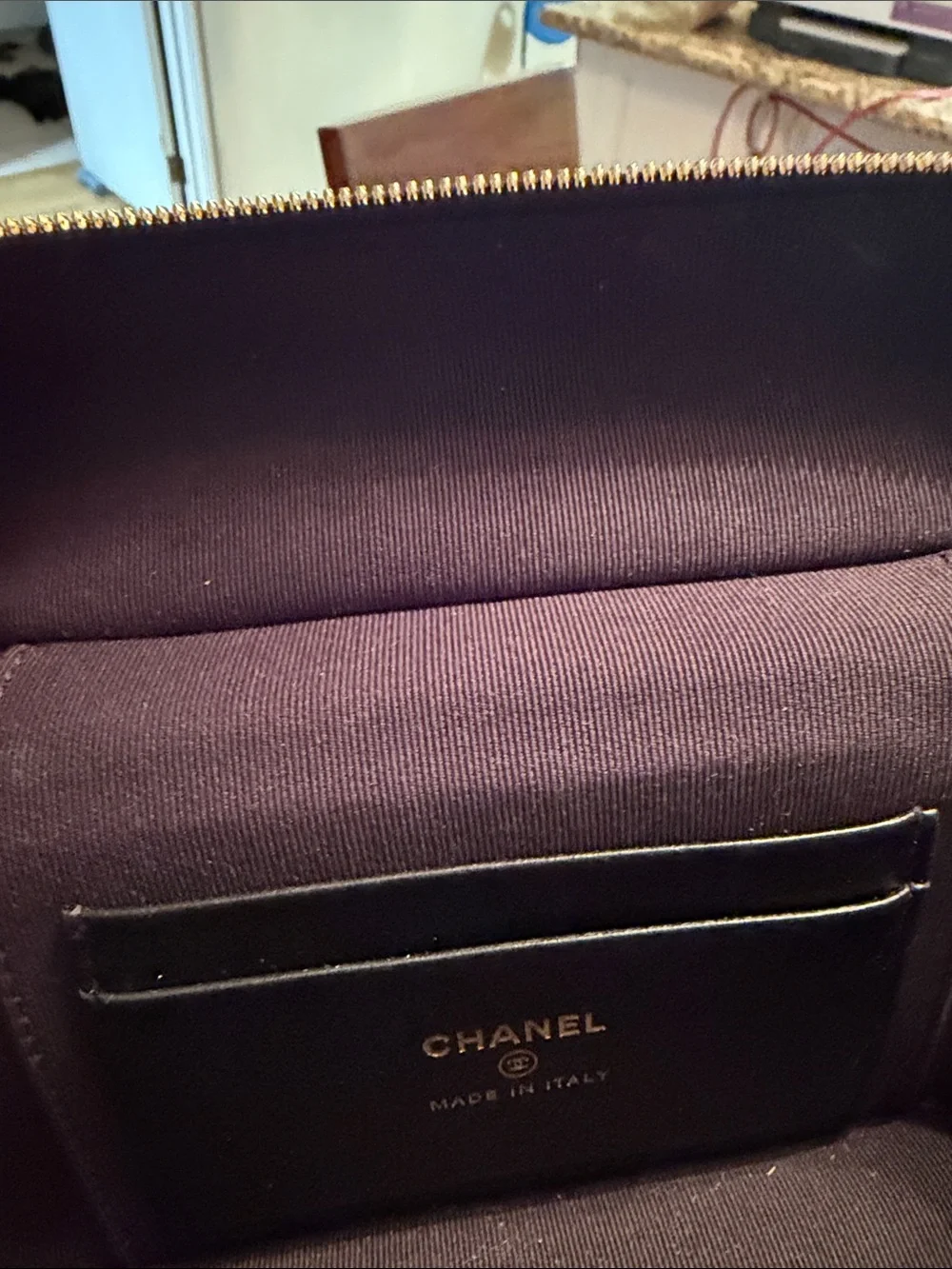 CHANEL Vanity CC Slim Crossbody with Gold Chain (26P)